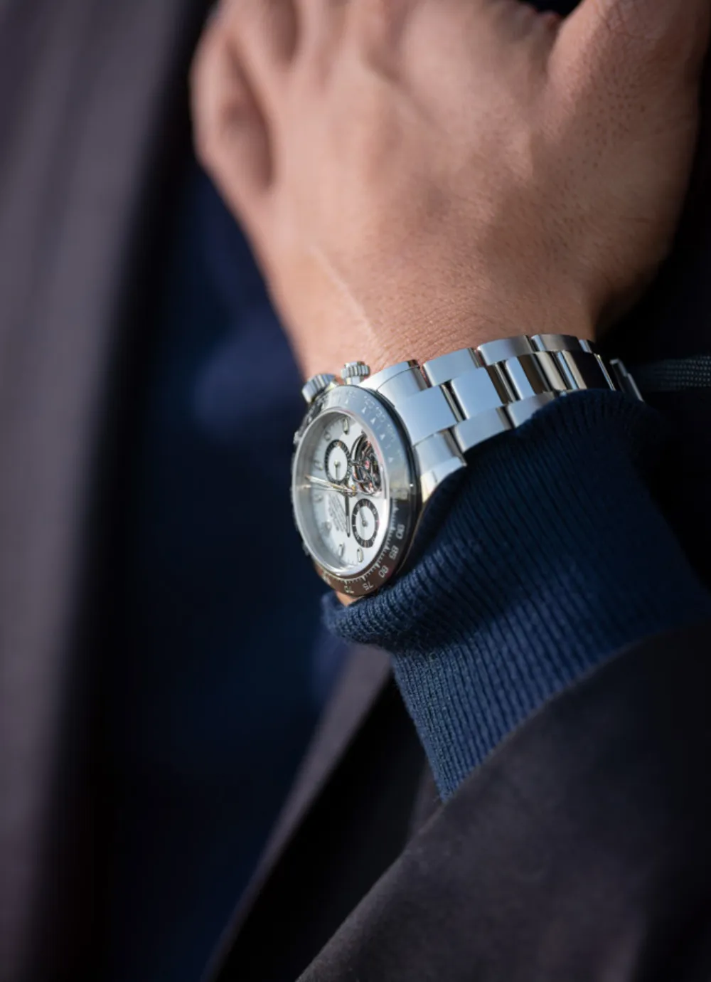 Beyond_Contact_Raw_Vignette